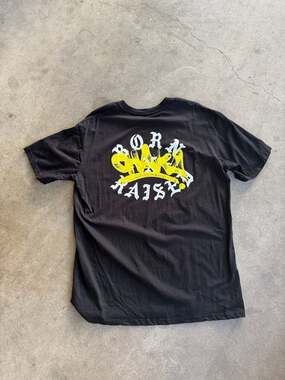 RARE Born X Raised Chaka Spray Paint Graphic T-Shirt XL Black